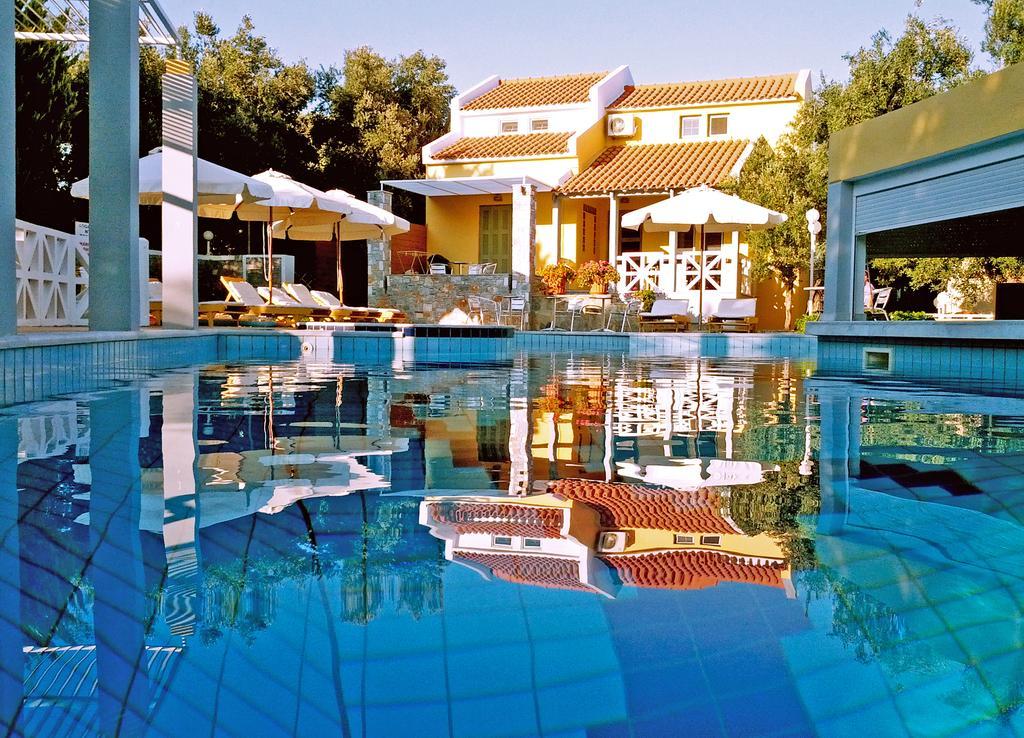 Sea Sun Aparthotel Plomari ภายนอก รูปภาพ