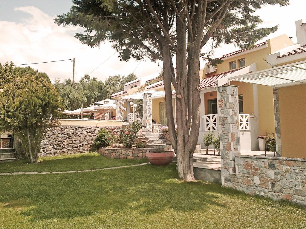 Sea Sun Aparthotel Plomari ภายนอก รูปภาพ