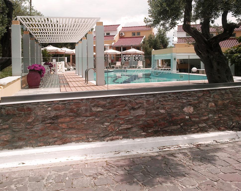 Sea Sun Aparthotel Plomari ภายนอก รูปภาพ