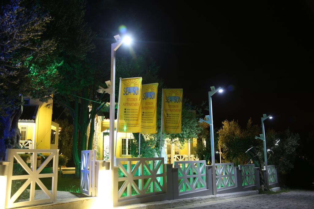 Sea Sun Aparthotel Plomari ภายนอก รูปภาพ