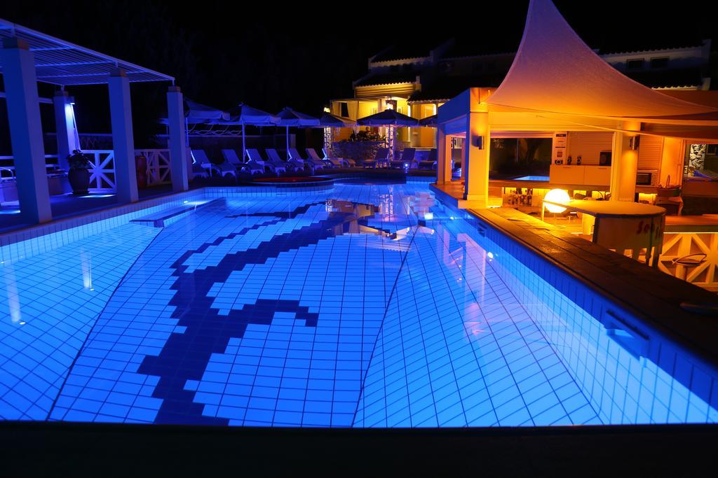 Sea Sun Aparthotel Plomari ภายนอก รูปภาพ